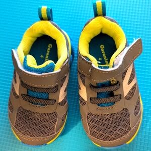 Box#25   ♨️ 5 For $35 ♨️   Garanimals Kids' Gray, Blue & Yellow Sneakers